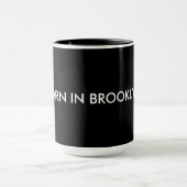 Mug Né à Brooklyn (Centre)