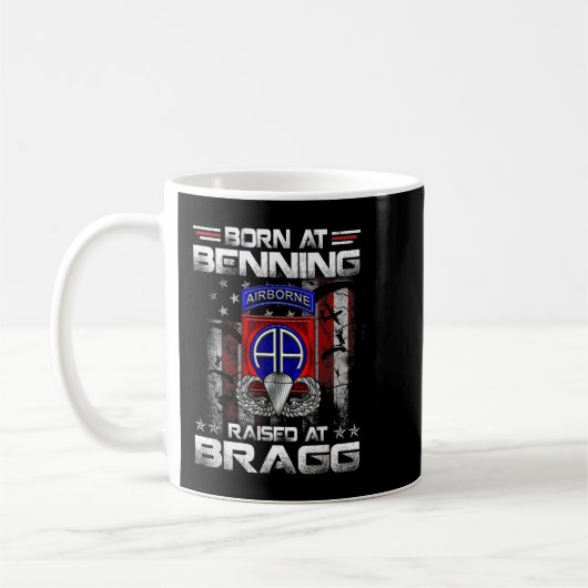 Mug Né À Ft Benning Levé Fort Bragg Airborne Vete (Gauche)