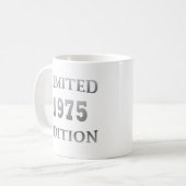 Mug né en 1975 cadeau d'anniversaire (Devant gauche)