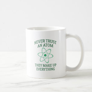 Mug Ne jamais faire confiance à un Atom