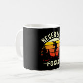 Mug Ne jamais perdre Focus Fun Photographe Photographe (Devant gauche)