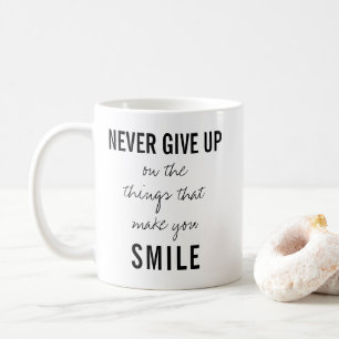 Mug Ne jamais renoncer à une citation positive en noi