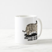 Mug ne laissez pas les bâtards vous rectifier vers le (Devant droit)