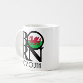 Mug NÉ Monmouth Wales 11oz (Devant gauche)