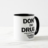 Mug Ne prenez pas de drogues vu sur Bernard Summer (Devant droit)