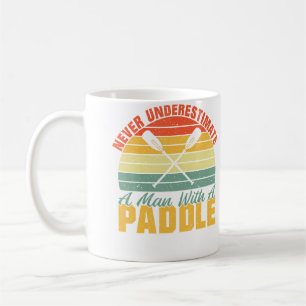 Mug Ne sous-estimez jamais un homme faisant du rafting