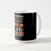 Mug Ne Sous-Estimez Jamais Un Vieux Homme Avec Compéte (Devant droit)