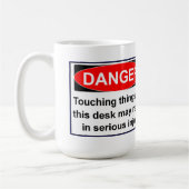 Mug Ne touchez pas les choses sur mon bureau ! (Gauche)