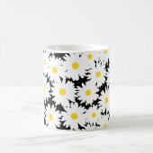 Mug Négative Space Daisies blanc jaune sur noir (Centre)