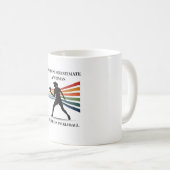 Mug Never underestimate a woman who play pickleball (Devant droit)