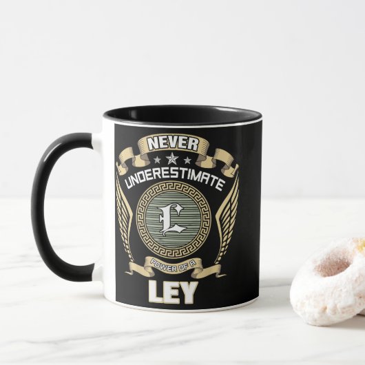 MUG NEVER_UNDERESTIMATE_POWER_OF_A_LEY (Avec donut)