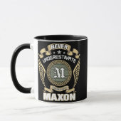 MUG NEVER_UNDERESTIMATE_POWER_OF_A_MAXON (Gauche)