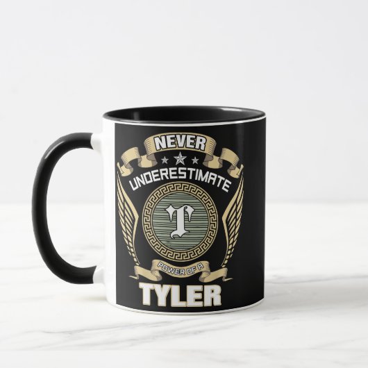 MUG NEVER_UNDERESTIMATE_POWER_OF_A_TYLER (Gauche)