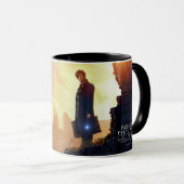 Mug NEWT SCAMANDER™ dans un bâtiment détruit (Devant droit)