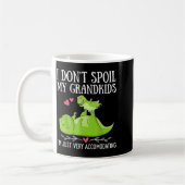 Mug N'gâtez pas les petits-enfants accommodant le dino (Gauche)