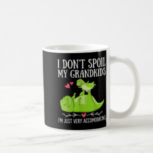 Mug N'gâtez pas les petits-enfants accommodant le dino