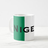 Mug Nigeria avec le drapeau nigérian (Afrique de l'Oue (Devant gauche)
