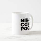 MUG NIN & COM & POOP. (Devant droit)