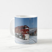 Mug No. 311 de la vallée EMD de Lehigh mène le fret, (Devant gauche)