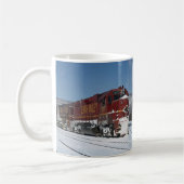 Mug No. 311 de la vallée EMD de Lehigh mène le fret, (Gauche)