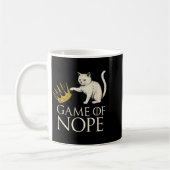 Mug No Kings In America Funny Black Cat Kicking Crown (Gauche)