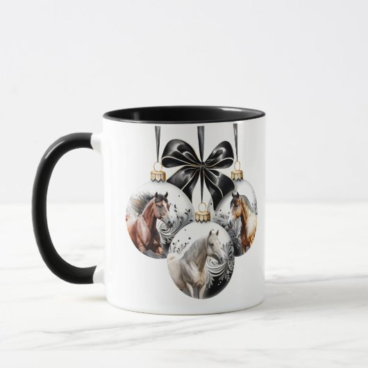 Mug Noël des chevaux noirs et or (Gauche)
