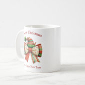 Mug Noël drôle ruban rustique avec chaussures d'elfes (Devant gauche)