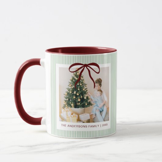 Mug Noël Ruban Vert Classique et Nœud Rouge (Gauche)