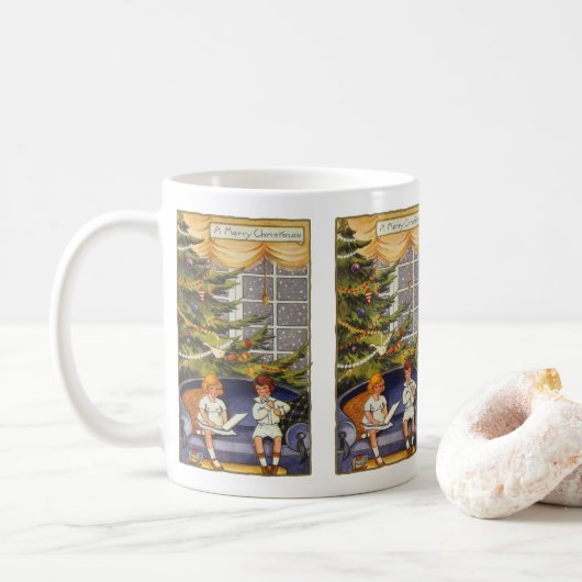 Mug Noël vintage, enfants assis sur un canapé (Avec donut)