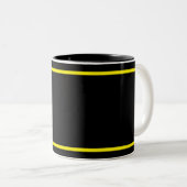 Mug noir avec lettre D (Devant droit)