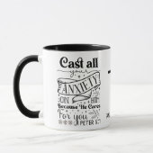 Mug noir et blanc, 1 Pierre 5:7, chrétien (Gauche)