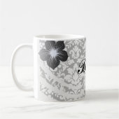 Mug noir et blanc damassé fleurit (Gauche)