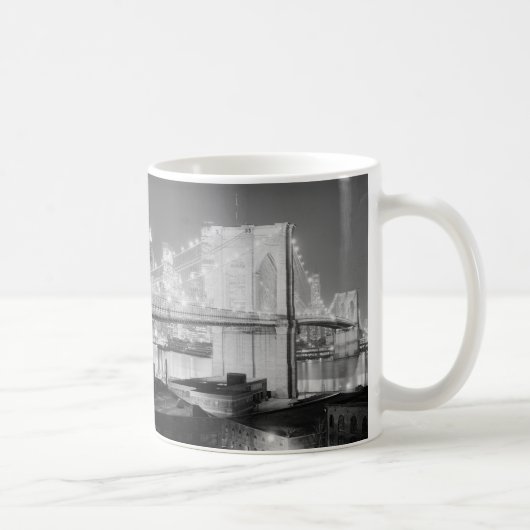 Mug Noir et blanc de pont de Brooklyn (Droite)