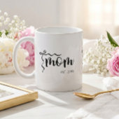 Mug Noir et Blanc Maman Élégante à Script à l'Arc Étab