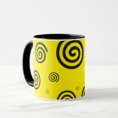 Mug noir et jaune (Devant gauche)