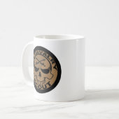 Mug Noir et or de crâne de scout de Cav (Devant gauche)