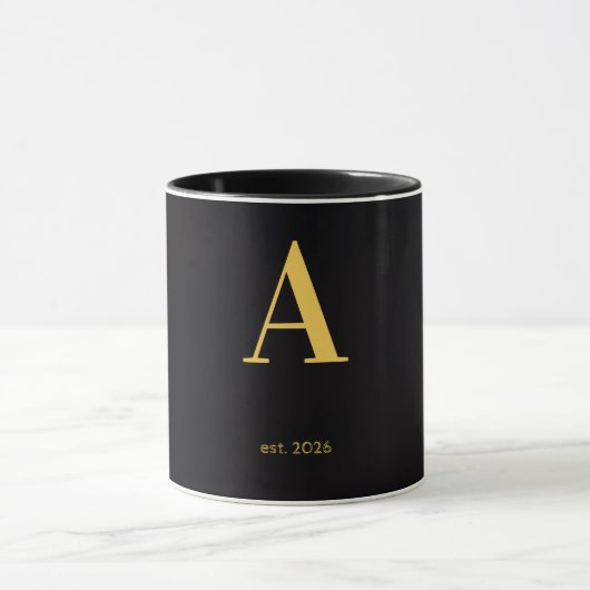 Mug noir lettre A dorée | Mug à monogramme minimal (Centre)