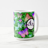 Mug Nom Ava Avec Vol Des Papillons, (Devant droit)