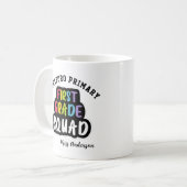 Mug Nom de l'école personnalisée Équipe d'enseignants (Devant gauche)