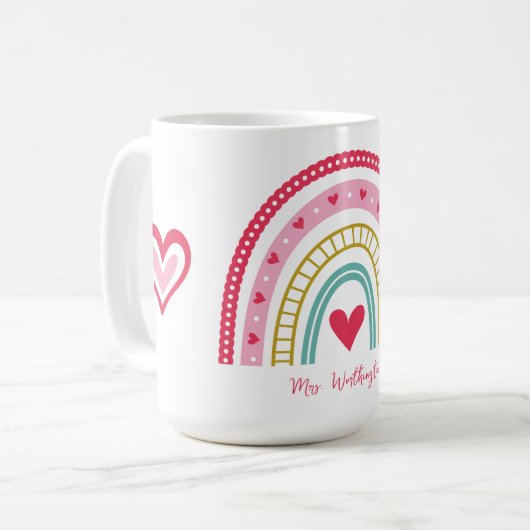 Mug Nom de l'enseignant de Rainbow Heart Monogram (Devant gauche)