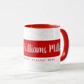 Mug nom de style de police manuscrit rouge (Devant droit)