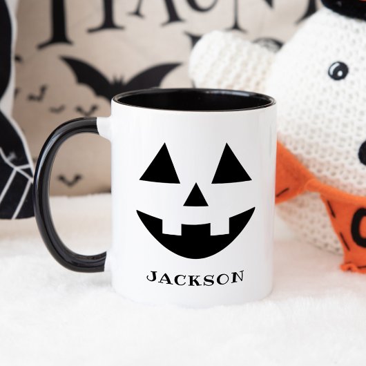 Mug Nom de visage classique de citrouille d'Halloween