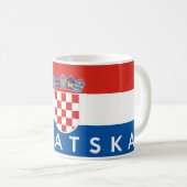 Mug nom des textes de hrvatska de pays de drapeau de (Devant droit)