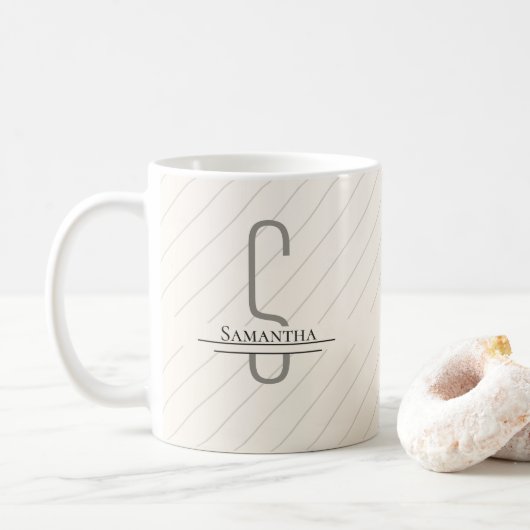Mug Nom du monogramme gris beige (Avec donut)
