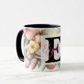 Mug Nom du monogramme sur l'aquarelle Fleurs coquillag (Devant gauche)