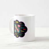 Mug Nom initial floral de Nana Fleur (Devant gauche)