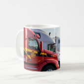 Mug Nom modifiable Big Rig 18 Wheeler Truck Driver (Devant gauche)