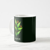 Mug Nom orange de baies de plante verte d'aquarelle (Devant gauche)