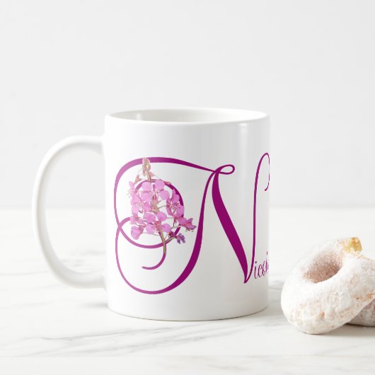 Mug Nom personnalisable Nicole rose floral monogramme (Avec donut)