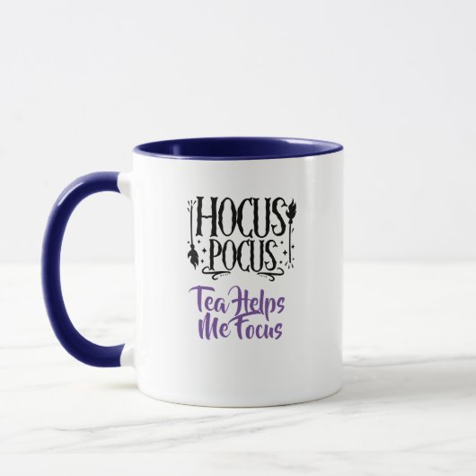 Mug Nom personnalisé 'Le thé Hocus Pocus m'aide à me c (Gauche)